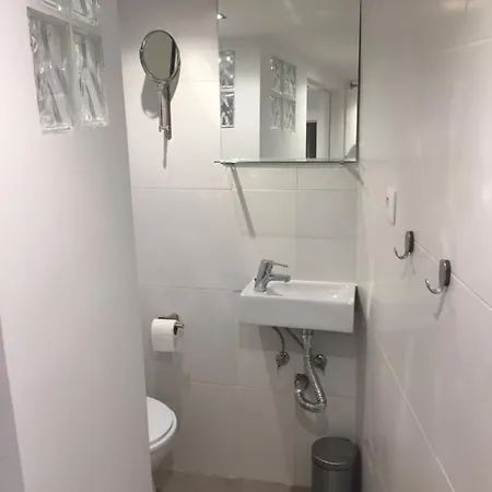 Alfama Downtown Apartamento *