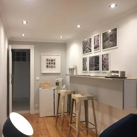 Alfama Downtown Apartment Lisbon